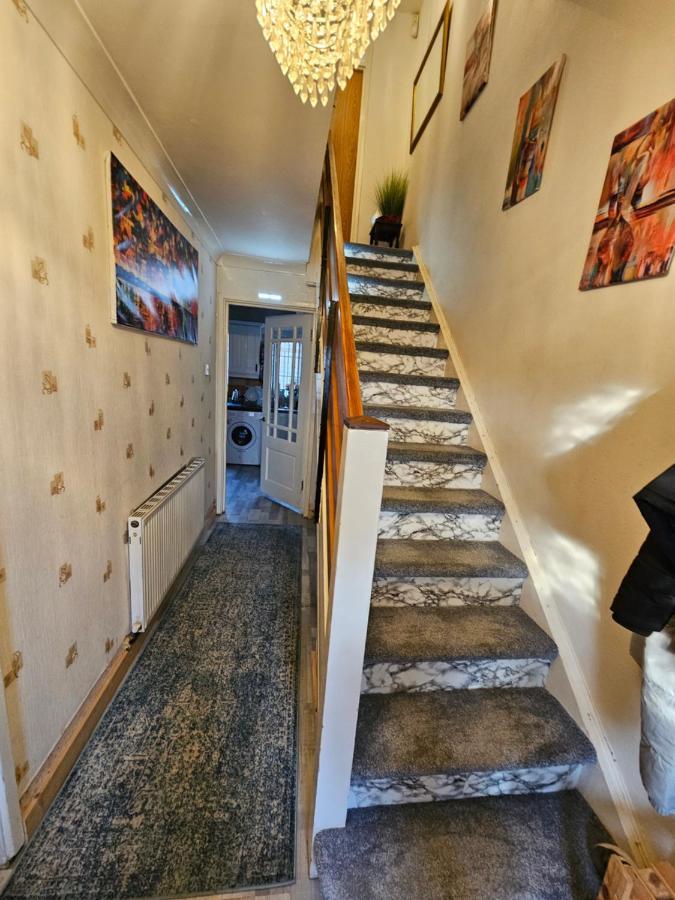 Private Room In Dublin Exterior photo